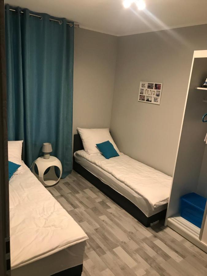 Apartament C18 Jelenia Góra Exteriör bild