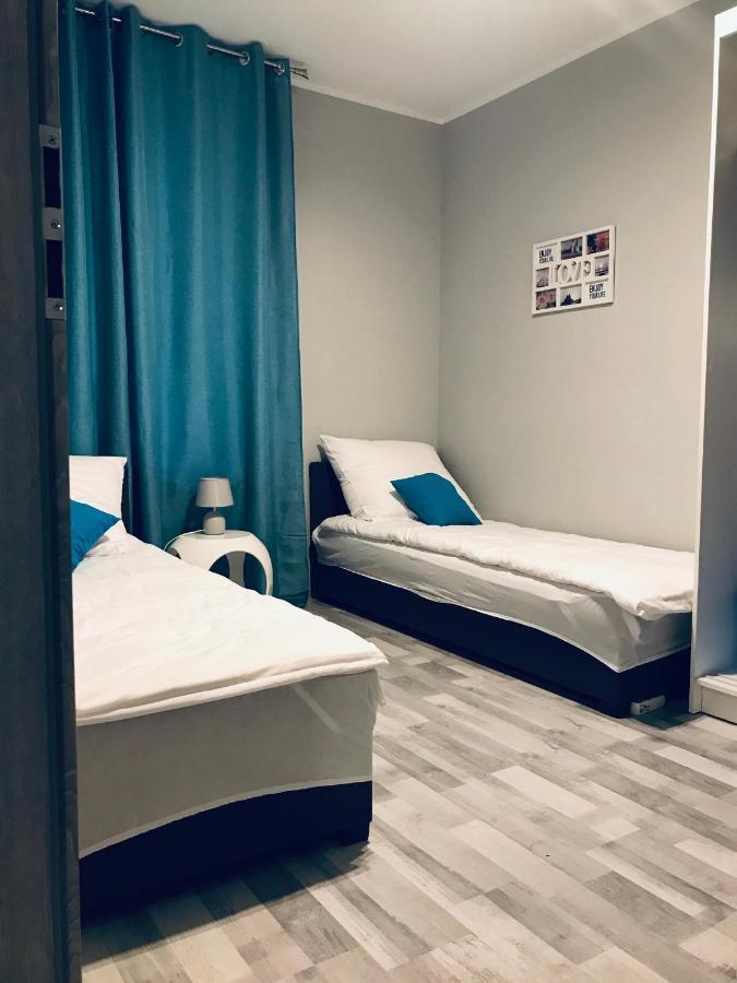 Apartament C18 Jelenia Góra Exteriör bild