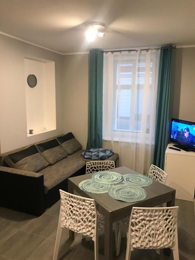 Apartament C18 Jelenia Góra Exteriör bild