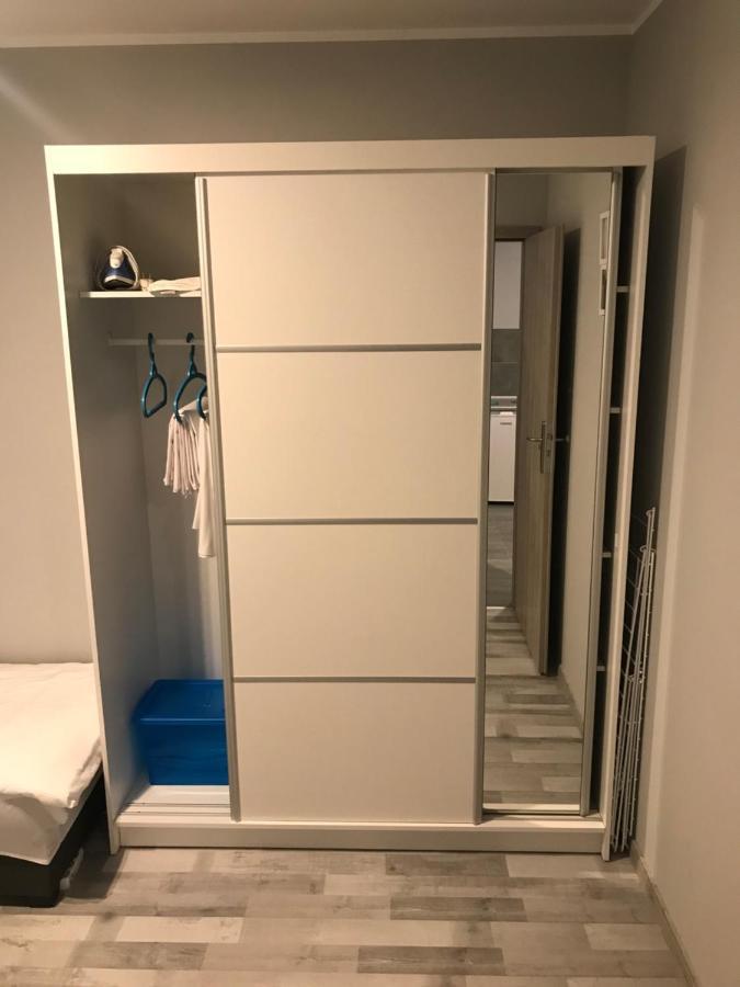Apartament C18 Jelenia Góra Exteriör bild